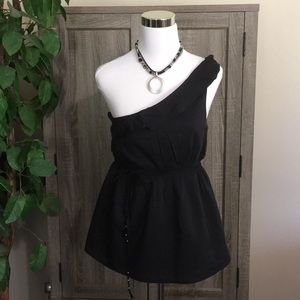American Eagle Outfitters Black One Shoulder Top